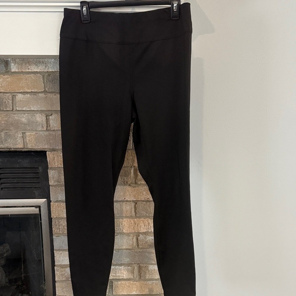 Black reversible Hue Women's knit Pants